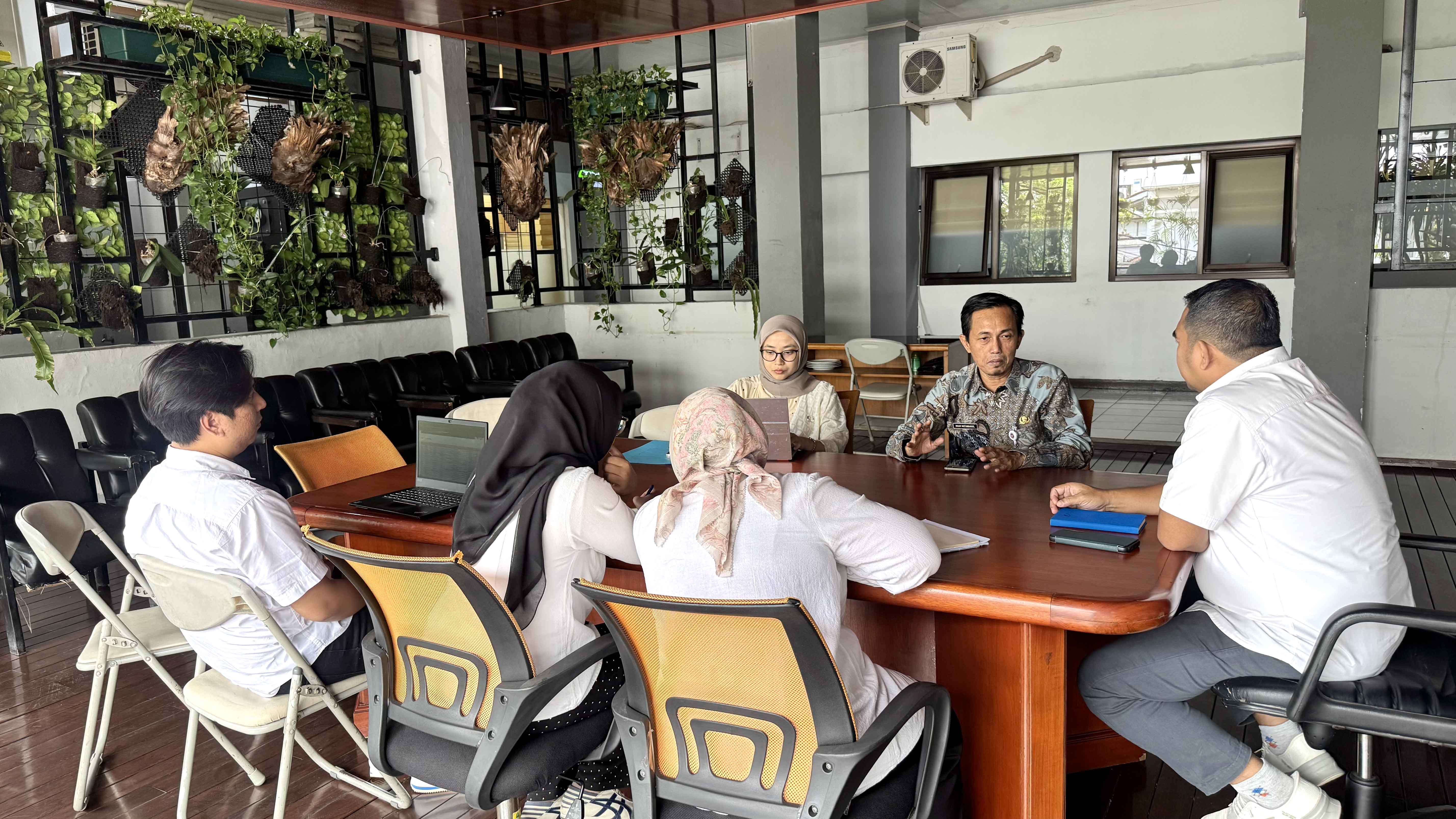 Jangkau Pelaku Usaha hingga Level Desa, BPJPH Jabar Jajaki Kolaborasi dengan DPMDes